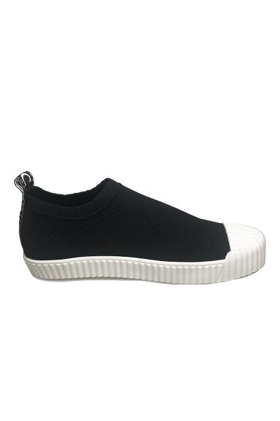 Knitted Sand Shoe By Carrano In Black