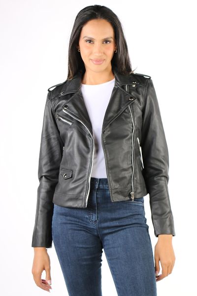 Leather jacket with recycled polyester lining. This leather jacket is made of 100% lamb leather, has three pockets and button details. style 2316103.