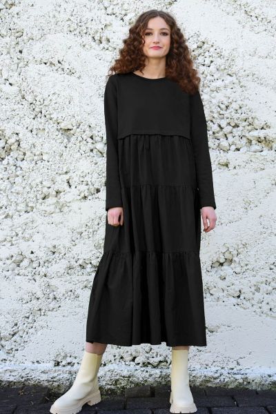 Curate Too Easy Dress In Black