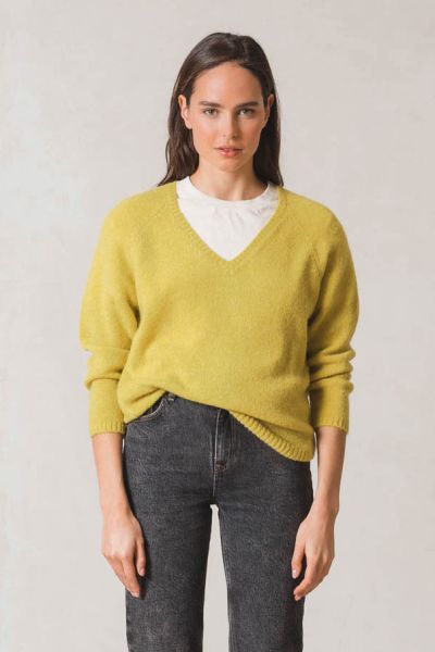 Indi and Cold V Neck Jumper In Lime