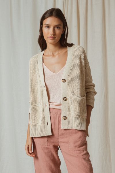 A boyfriend style cardigan is just what you need. This knitted one is made in Italy. Its V shaped neckline and slightly short square fit make comfort one of its main features and we like that a lot. Style GB625.