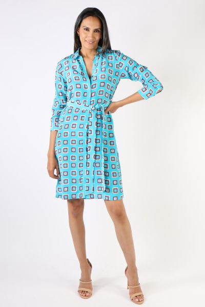 A shirtdress is a classic wardrobe staple and this one by Anupamaa is our perfect one for the season. In a geometric print, it has a shirt collar with a front button closure. Will full sleeves, finsihed with cuff and falling just at your knees. Style with