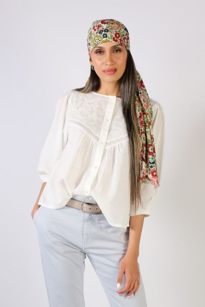 Indi & Cold Contrast Embroidery Shirt In White