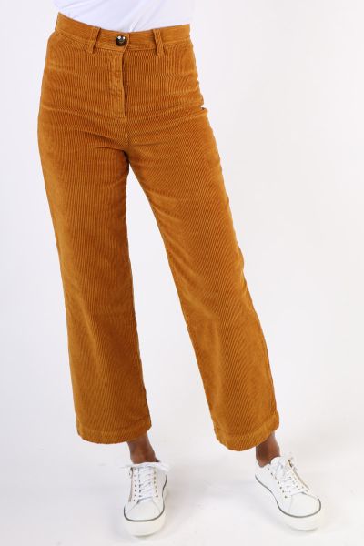 Maison Hotel Livia Pant In Camel