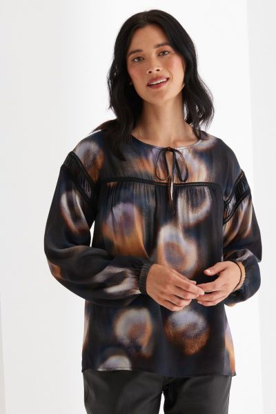 Marco Polo Long Sleeve Gathered Shirt In Print