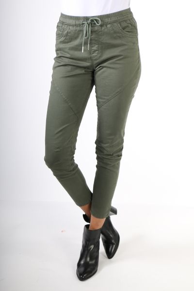 Milson Marizo Jogger Pant In Forest