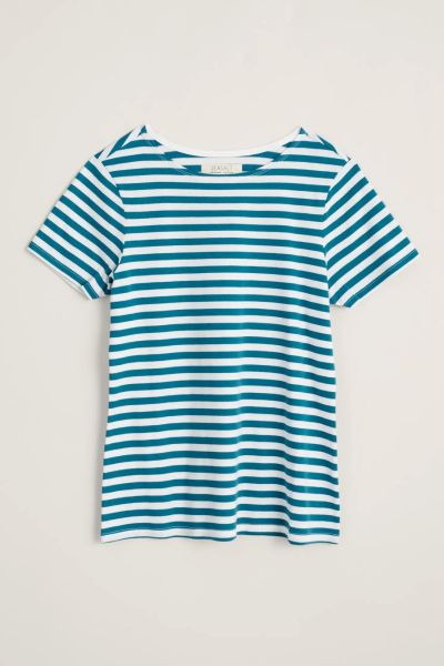 The Cornish Sailor T-Shirt is great way to add a dash of stripes to your wardrobe with wide evenly-spaced stripes inspired by Cornishware. Made from super soft organic cotton jersey it has short sleeves and a classic boat neck. Perfect with just about eve