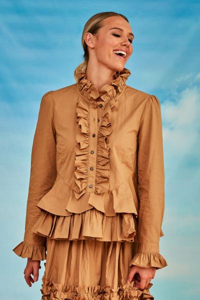 Ruffly Right Shirt In Caramel By Trelise Cooper
