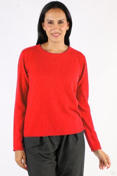 An easy and classic jumper by Aldo Martins is a perfect addition to your wardrobe. In cashmere, the classic Roll neck edge jumper has full sleeves and can be paired with other pieces in your wardrobe.
