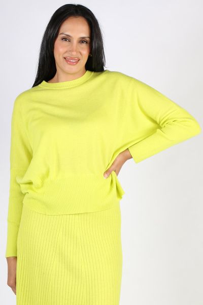 A stylish option by Bridge and Lord, this Wedged Jumper is all sort of style along with comfort. In the signature Merino and Cashmere Blend, the round neck and dolman cut full length sleeves make for a perfect cozy jumper. Style it with easy pants or flar