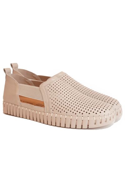 Django and Juliette Habiki Shoe In Almond
