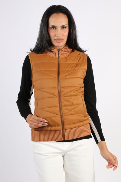 Liverpool Quilted Puffer Vest In Tan