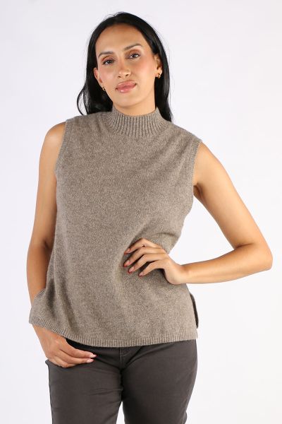 Mansted Zotoa Vest In Walnut