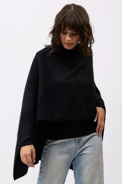 Mia Fratino  Brushed Wrap In Black