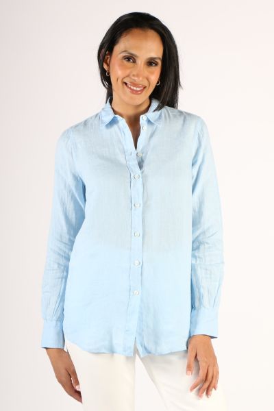 A classic button down never goes out of style and this one by Mos Mosh hits the right notes. In Linen, the shirt with a shirt collar and front button closure has full sleeeves and can be styled with tailored or casual pants. Style 151150. 