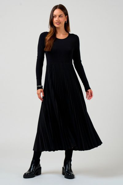 Madly Sweetly Nova Dress In Black