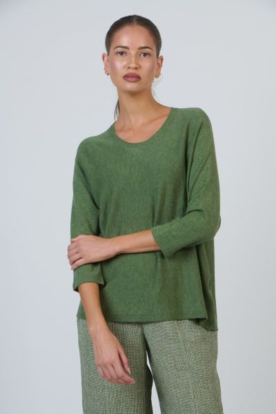 Naturals Relaxed Fine Knit Crew Neck Jumper In Sage