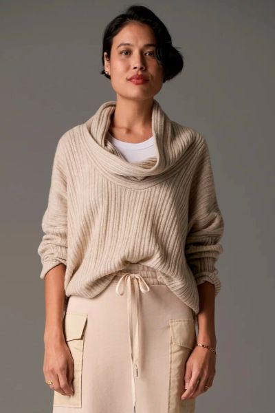 Pol Utopia Scoop Neck Jumper In Pebble