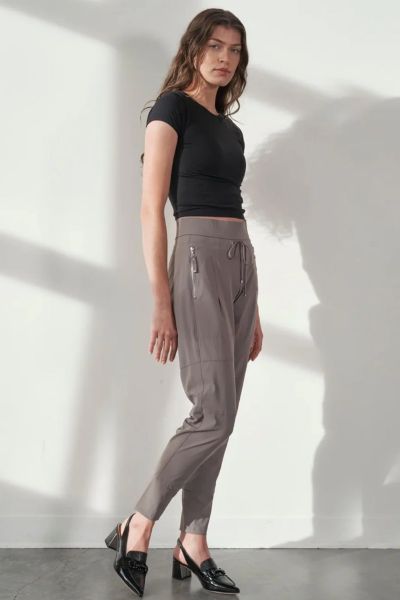 The Raffaello Rossi Candy Jogger Pant has been Impulses best performing style for two years running, with many customers returning to purchase multiple colors. This pants lightweight, quick drying fabric, combined with its crease resistant finish, make it