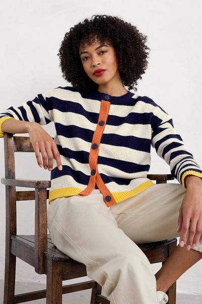 Weve played with bold stripes and contrasting colours to make the Pinwell Cardigan a real stand out layer. Crafted from soft lambswool with recycled fibres for extra strength, its soft and comfortable to wear and has a versatile medium weight knit. An eas