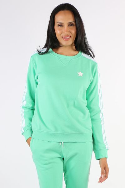 The cult favourite is back for another season, the Arm Stripe Sweatshirt. Made from irresistibly soft, worn in cotton, this sweatshirt brings effortless style with a playful pop of colour, crew neck, full sleeves and refined zip detailing. Perfect for lay