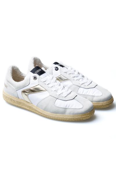 Sora Sneaker By Verbenas In White