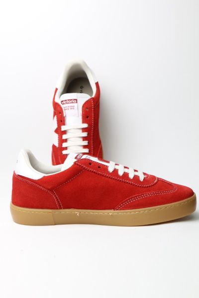Berlin Suede Sneaker By Victoria In Rojo