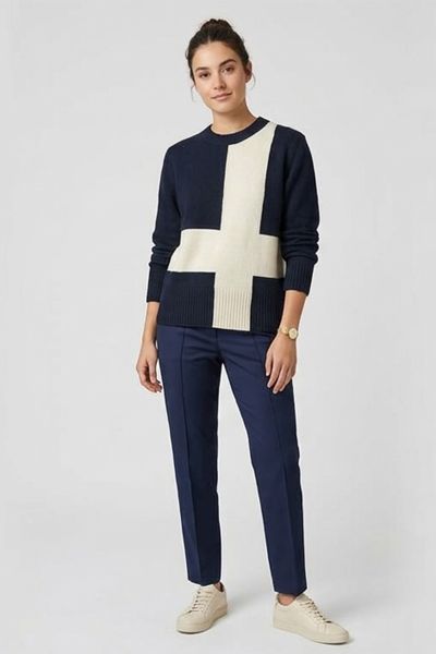 Crafted from a soft cotton blend with a touch of cashmere, the Courtside Sweater brings comfort and a modern point of difference to everyday knitwear. Designed with a classic crew neckline and ribbed trims, it features contrast colour knit panels that cre