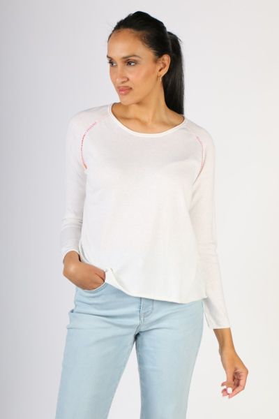 Details, details and more details. There is so much to this jumper we notice something new every time we throw it on. This jumper is spun from a luxurious cotton, has wide neck and hand stiched details with ragalan sleeves. ZP5504.