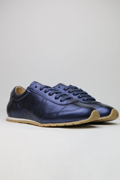 Zeta Innox Metallic Sneaker In Navy