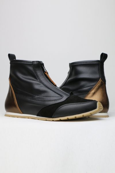 Zeta Istra Sneaker Boot In Black