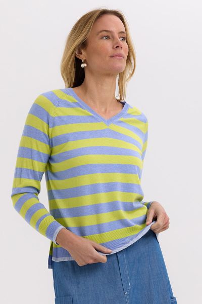 This is the kind of knit you will reach for on repeat. The Essential V Neck offers that just right balance of comfort, breathability, and softness easy to wear, easy to love and stylish back with jeans or over your favourite tee. With a timeless V necklin