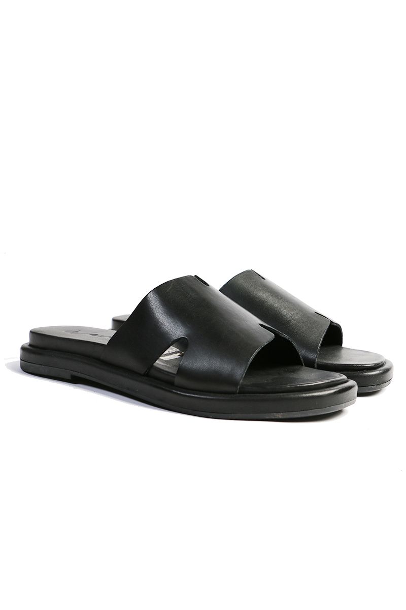 Reads Online HOKU ZEN10822 SANDAL