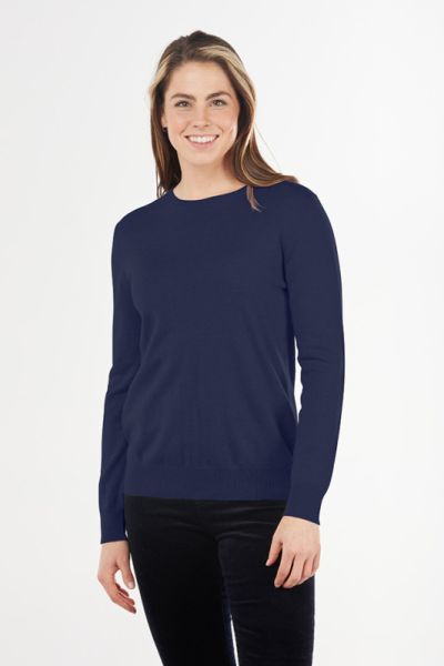 Bridge & Lords Crew Neck Jumper is a classic, stylish jumper, the cashmere merino blend will keep you nice and cosy all season. The classic jumper features a round neck, long sleeves. Its fitted design makes it perfect with skirts, jeans or pants. A versa