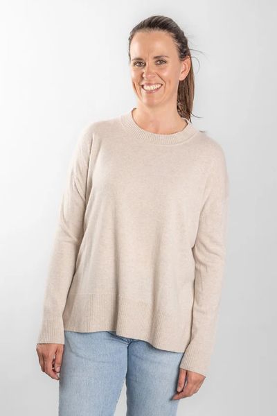 Bow & Arrow Crew Jumper In Oat