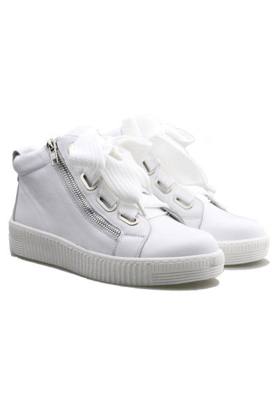 Thendo Sneaker By Django & Juliette In White