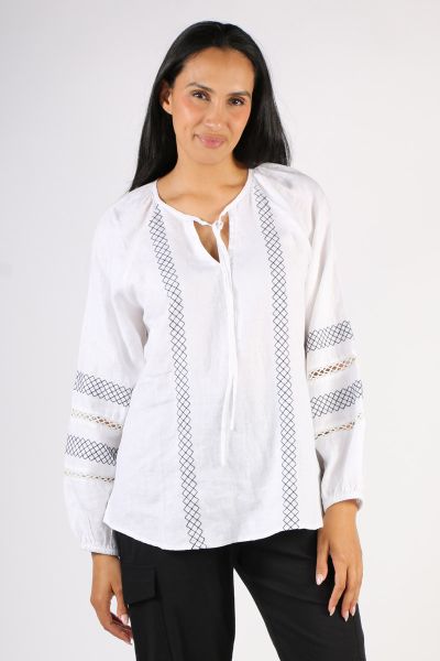 Hammock and Vine Trellis Top In White