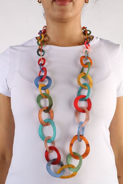 Jatan Acrylic Chain Link Necklace In Multi