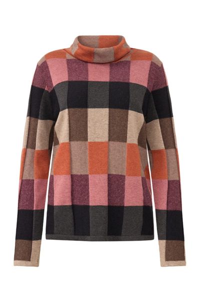 Go for the easy but statement Lindi Jumper by Mansted. In an overall sqaure pattern, this organic jumper with high draped mock neck and long sleeves is bound to keep you stylish and cozy all at the same time. Pair with easy woolen pants and low rise boots