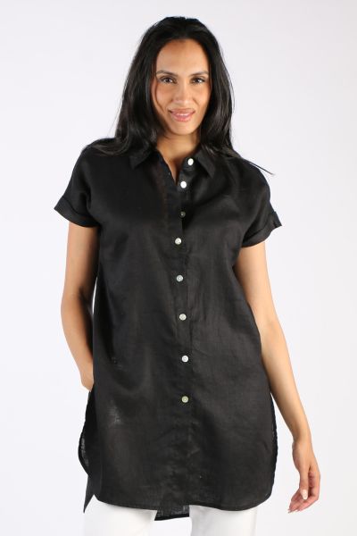 Summer calls for easy dressing and a linen tunic by Ping Pong is your go to staple. Longline length button through shirt with collar, cap folded back sleeves & curved hemline. Style it with easy pants and slides. Style P555355.
