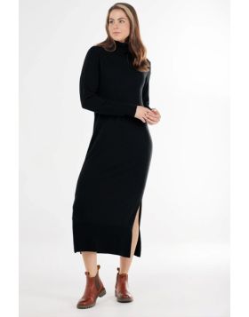 The Longline Roll Neck Dress offers a chic and modern take on winter dressing. Crafted from a luxurious blend of 95% Australian Merino Wool and 5% Mongolian Cashmere, this dress is super soft, warm, and perfect for layering during the cooler months. The f