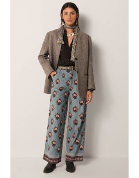 Go for a striking Jimmy Pant by Maison Hotel. In a luxe hand block printed pinwale cord, the wide leg pant with overall printed water lillies, finished with a hem, the wide leg pants are perfect to be paired with white blouses and tops to create a stunnin