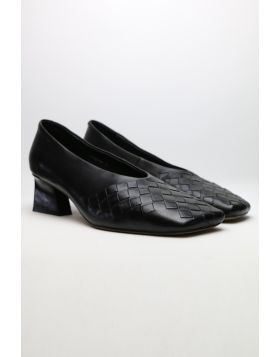 Valentina Pump By Minx In Black