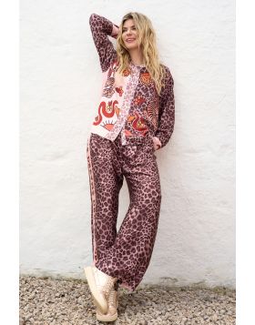 Miss Goodlife Leo Paisley Pant In Multi