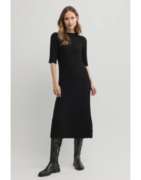 Yarra Trail Oak Dress In Black
