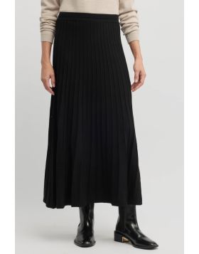Yarra Trail Cedar Skirt In Black