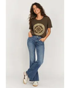 The Cynthia Galleon Jeans from Mos Mosh are a beautifully cut flared jean designed to flatter and elongate the silhouette. Crafted in a classic mid blue wash, they sit comfortably on the waist with a smooth fit through the hip and thigh before falling int