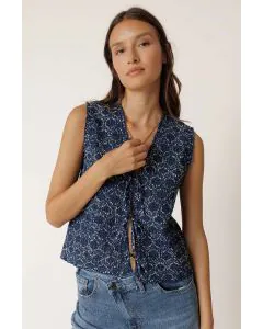 Indi and Cold Elastic Vest With Tie In Indigo