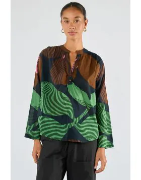 Itami Papillon Top In Green Print