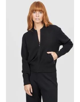 Step into versatile, timeless style with the Bomber Jacket a modern essential that elevates your casual wardrobe with effortless sophistication. Designed for comfort and practicality, this jacket blends classic bomber elements with a contemporary knitwear